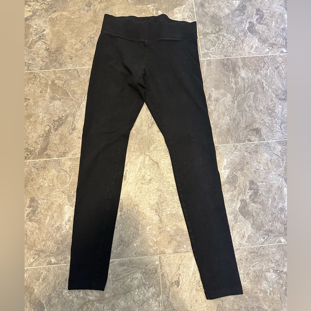 HUE Leggings